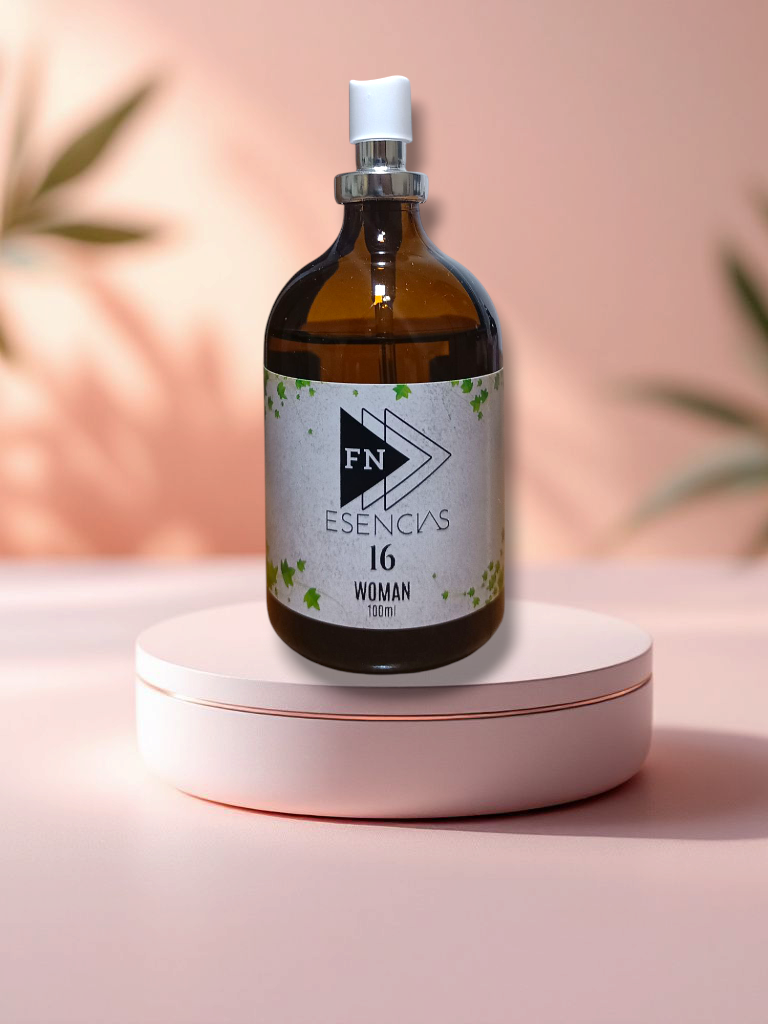 16 - Recuerda A Agua Fresca De Rosas De Adolfo Domínguez